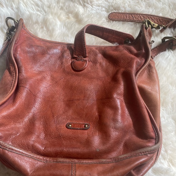 Frye Crossbody - BUTTERY LEATHER - OFFERS WELCOME! - Picture 5 of 12